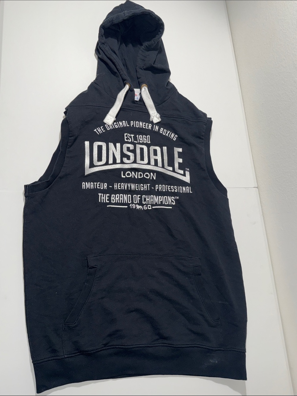 Lonsdale London Boxing Training Sleeveless Premium Kangaroo Pocket Hoodie Large